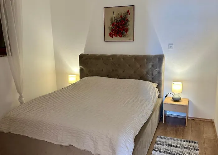 Suzana Apartment Klenovica
